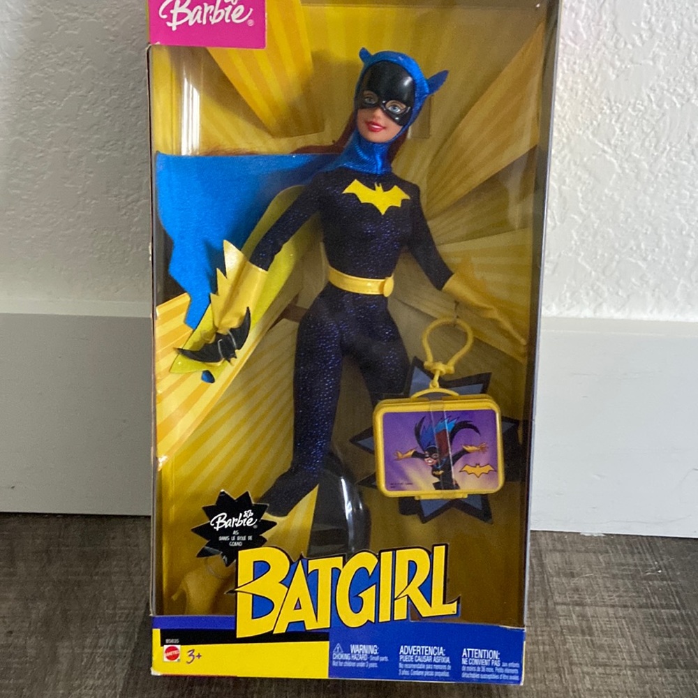 2003 Barbie Batgirl with Key Chain